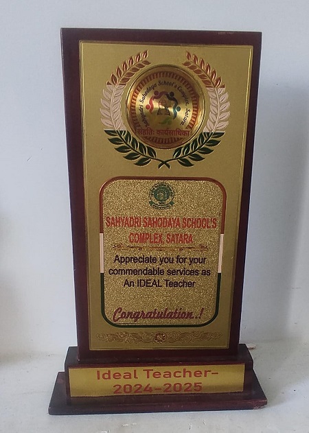 Mr. Aurif u din mir, who has been honored with Sahyadri Sahodaya Ideal Teacher Award 2024-25