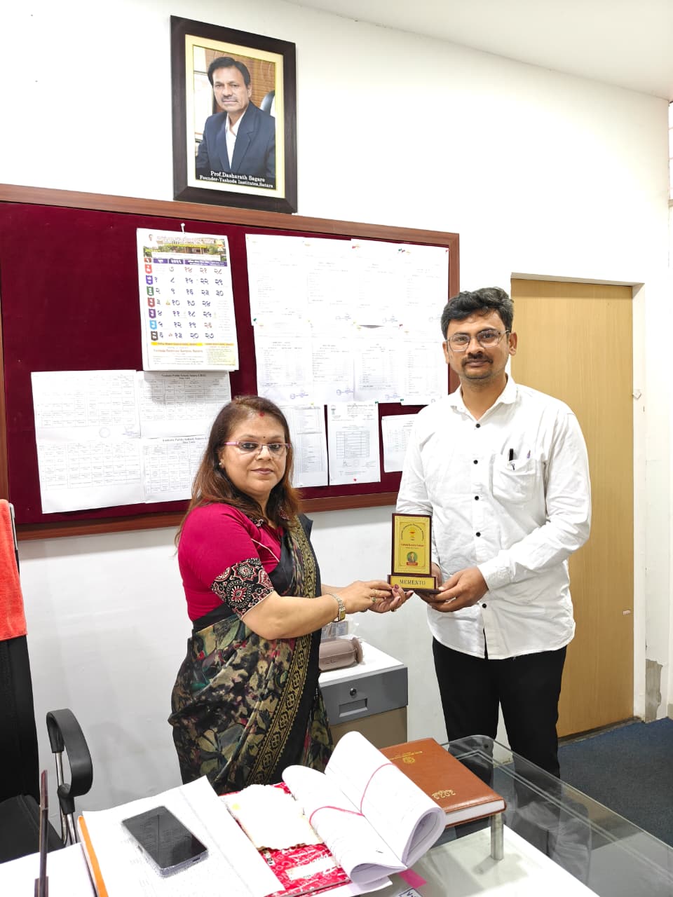 Proud Achievement – Mr. Ganesh Patil Sir Honored for Outstanding Performance